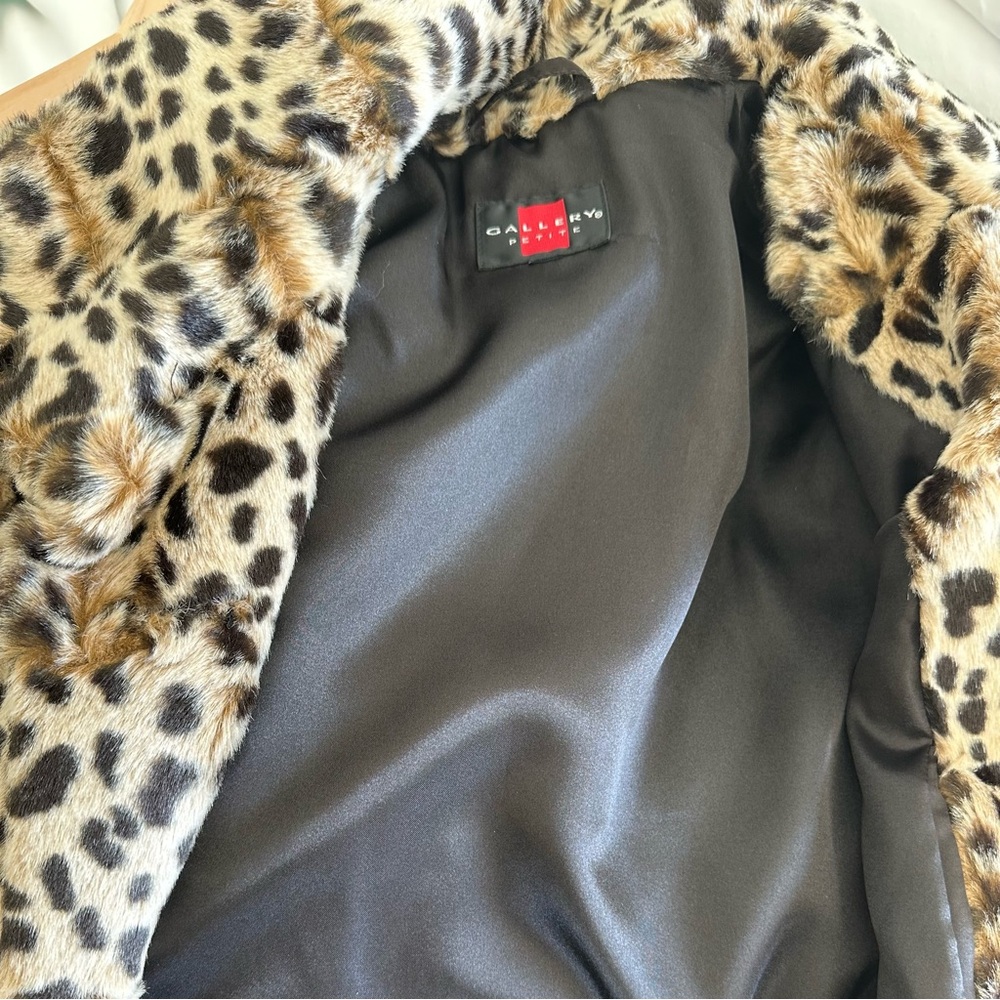 Gallery Animal Print Leopard Faux Fur Teddy Coat - Picture 8 of 9